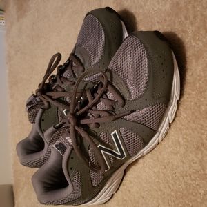 Men's Gray New Balance 8.5 4E